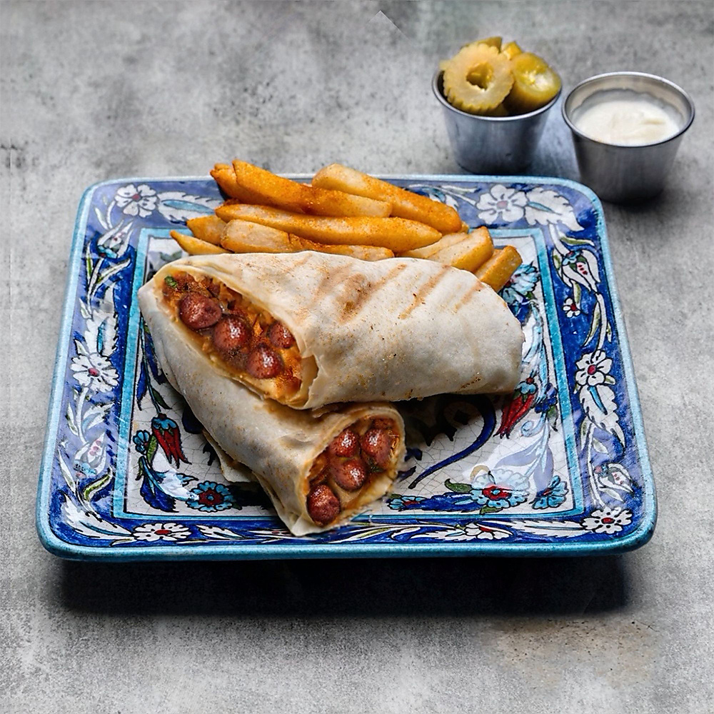 Makanek & Batata Harra Sandwich