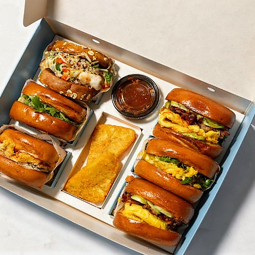 BREAKFAST GATHERING BOX