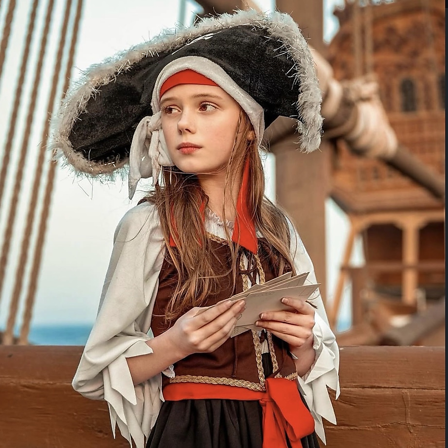Pirates costume  2 🏴‍☠️
