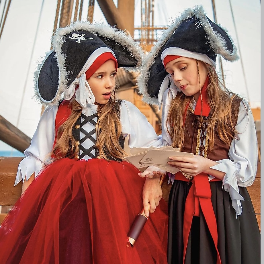 Pirates costume  2 🏴‍☠️