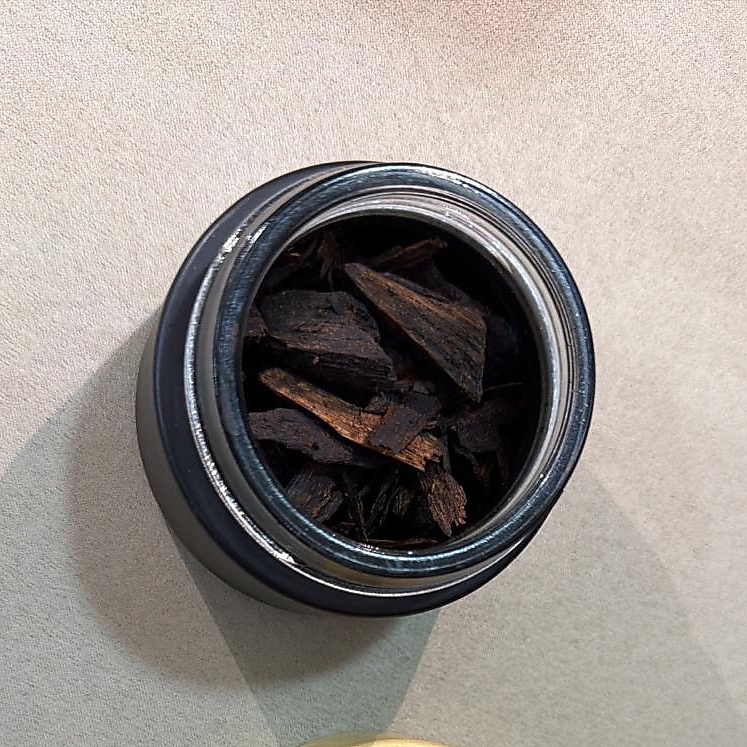 Oud Mbakhar