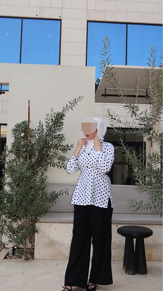 قميص منقط