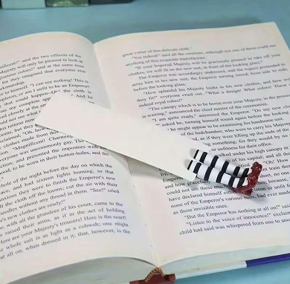Legs Bookmark