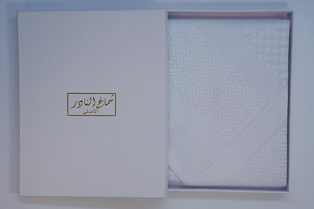 شماغ النادر أبيض قطن