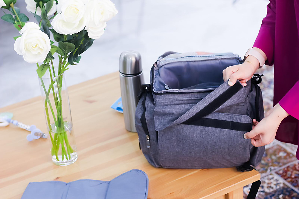 shoulder diaper bag\chair