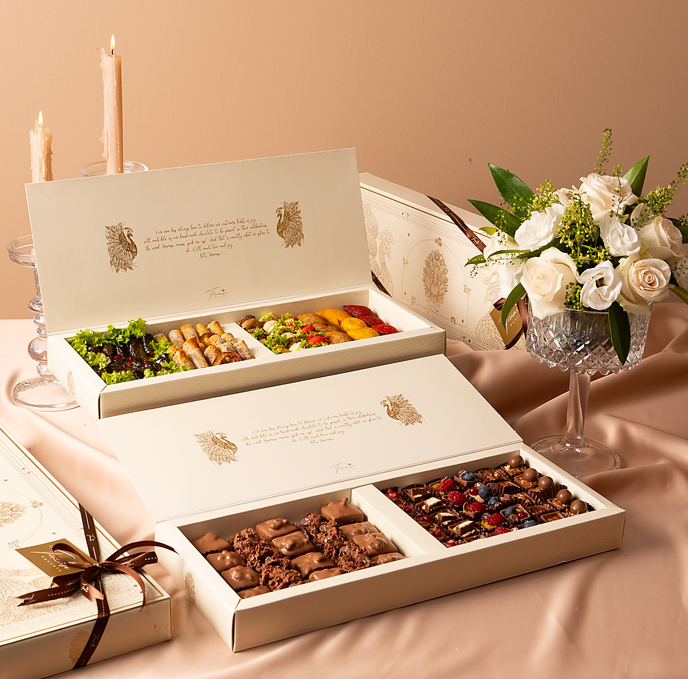 Mama Sarah's Royal Peacock Box