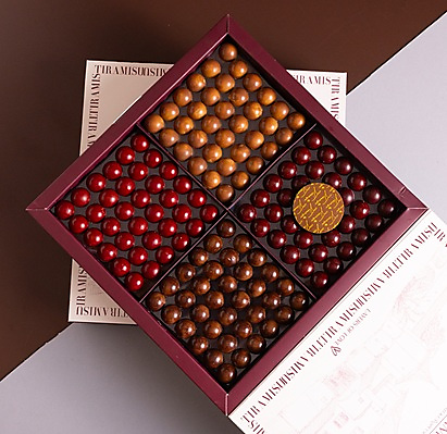 Paradise Chocolate Box