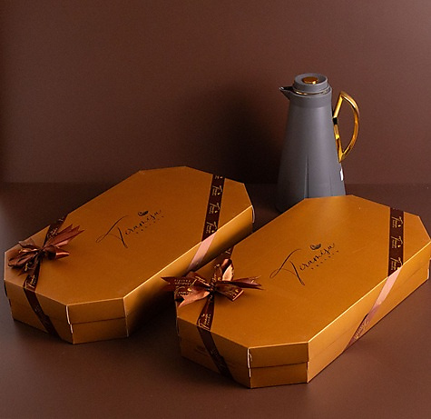 Visitors' offer  with the thermos