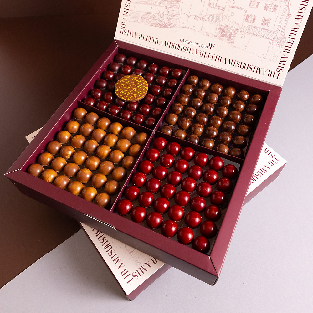 Paradise Chocolate Box 2
