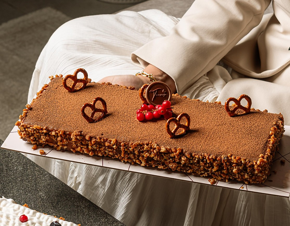 pretzel cake