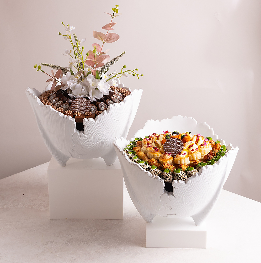 صواني المناسبات الأبيض شوكلت موالح