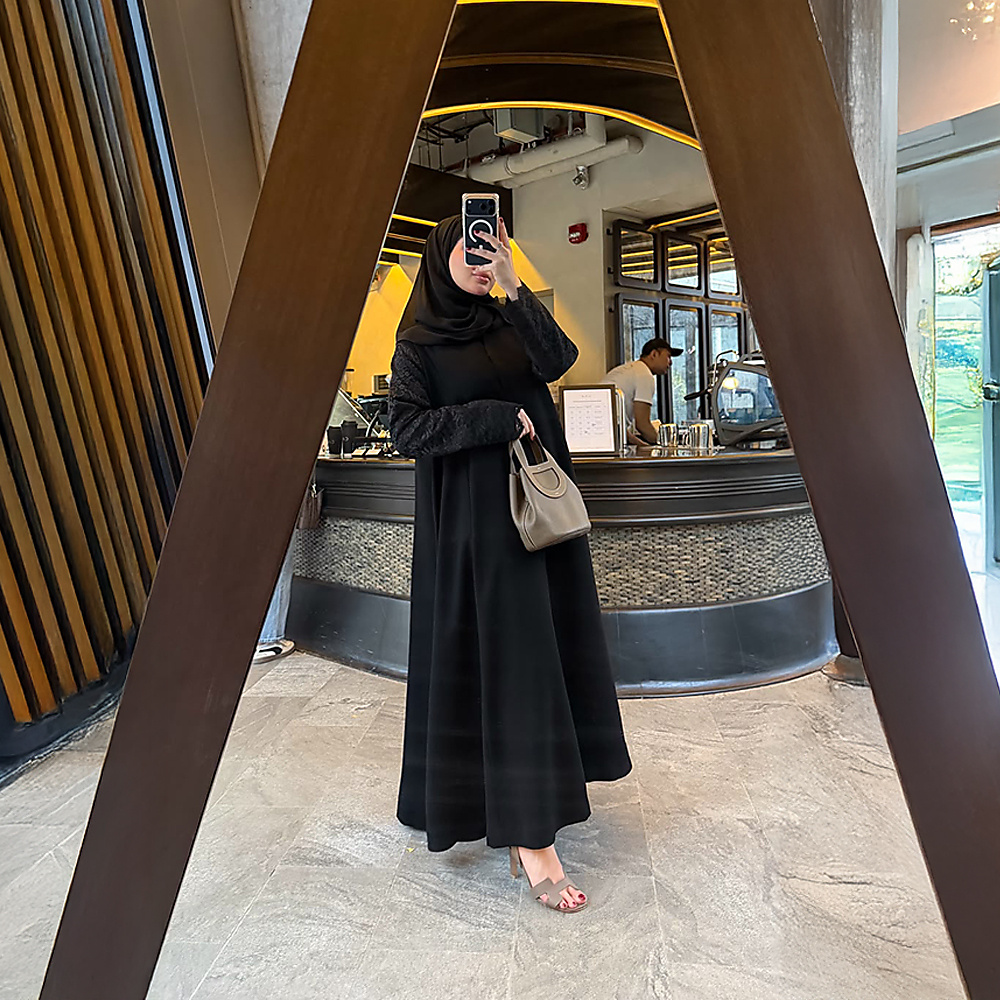 Lace Abaya