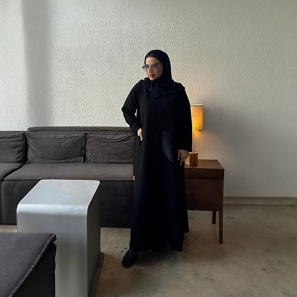 Two-Fabric Abaya with Pocket Japanese Crepe Fabric