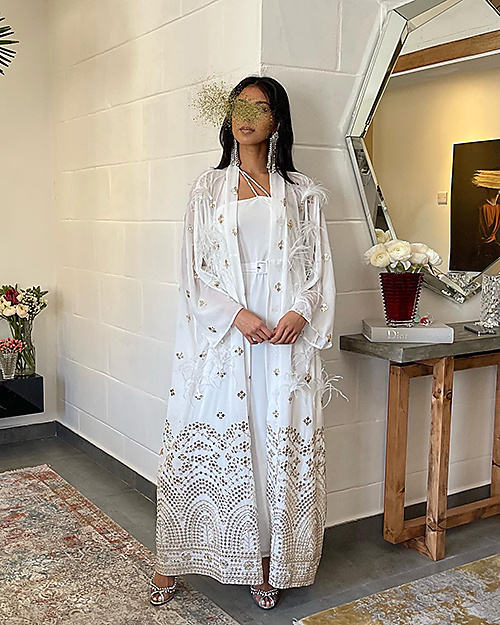 WHITE KAFTAN
