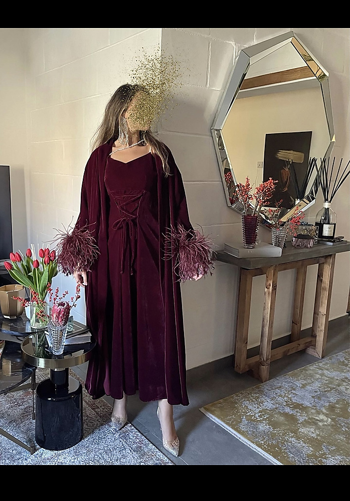 VELVET MAROON