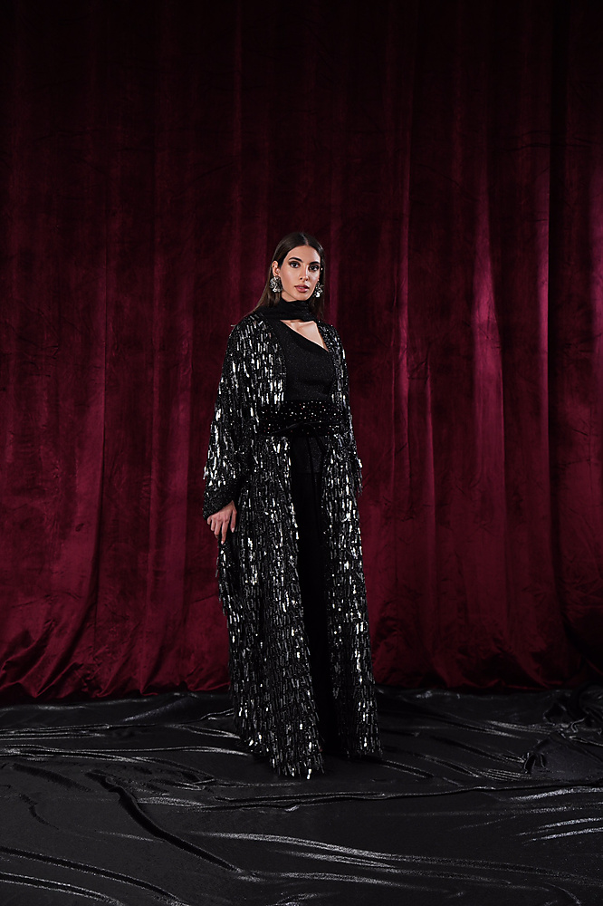Black shimmer