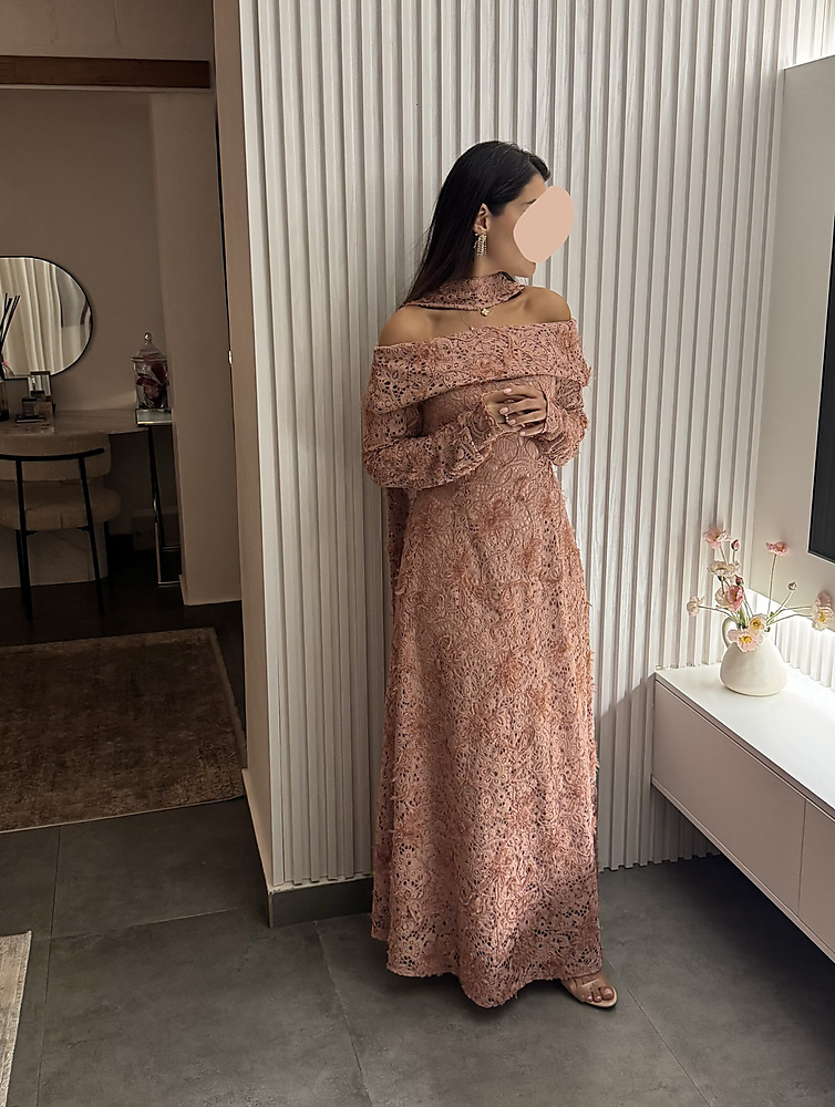 Butter Peach dantel dress