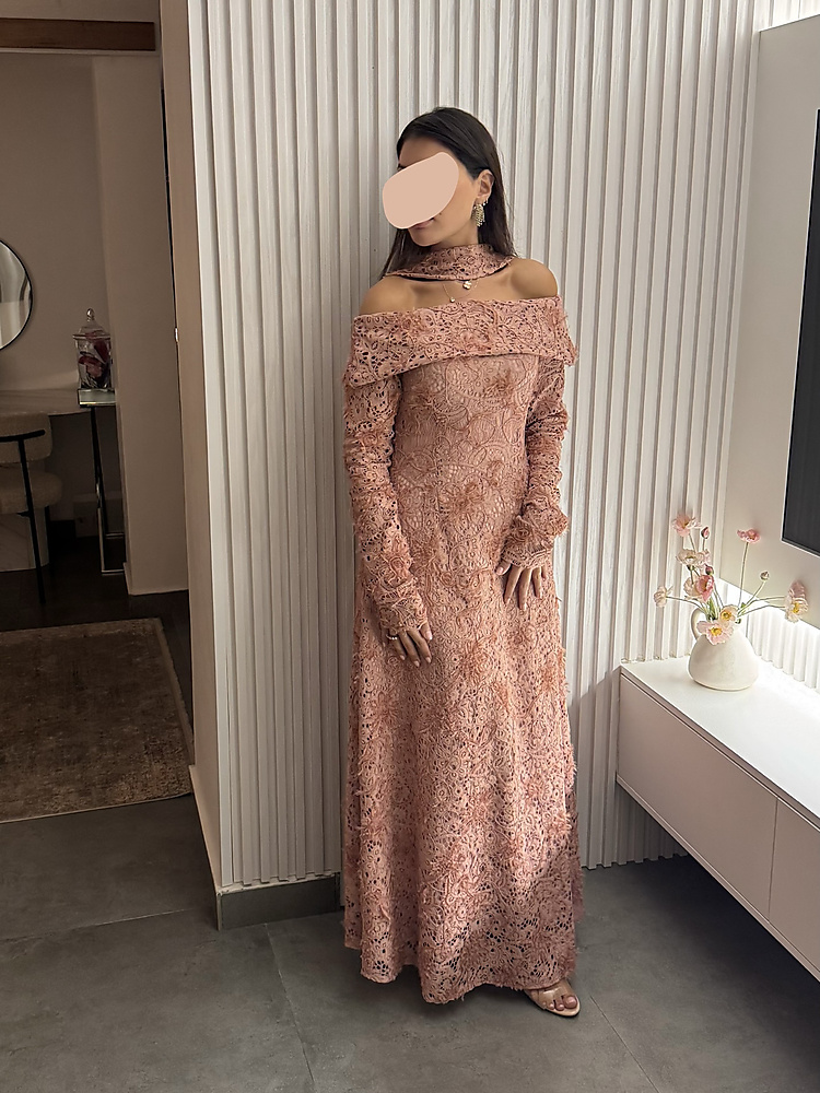 Butter Peach dantel dress