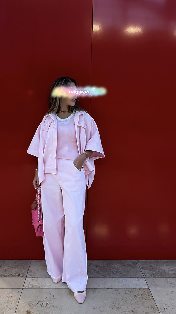 BUBBLE gum