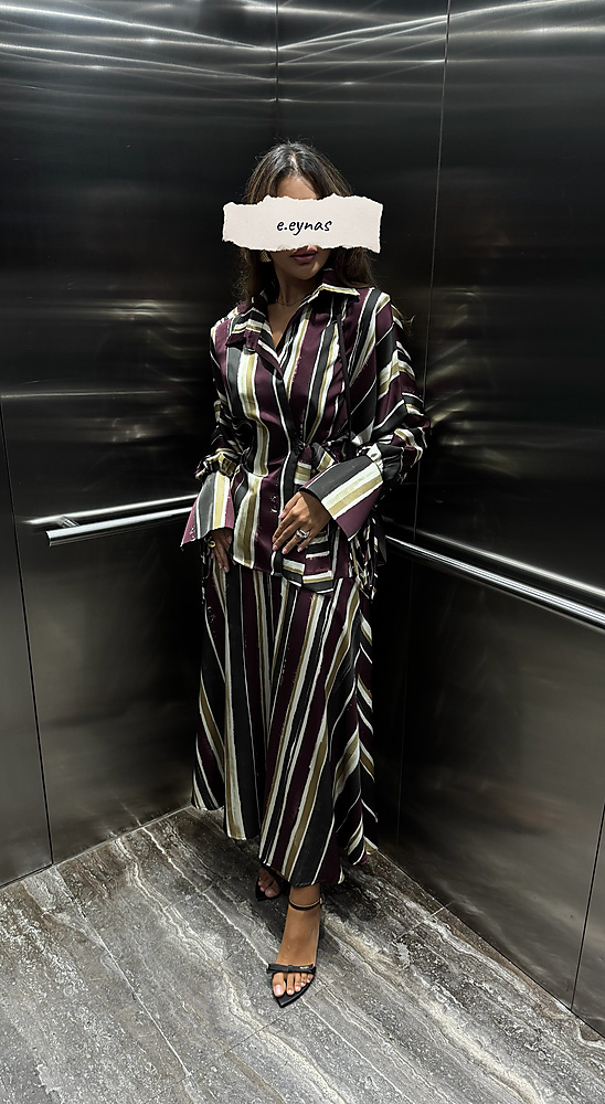 STRIPED maroon