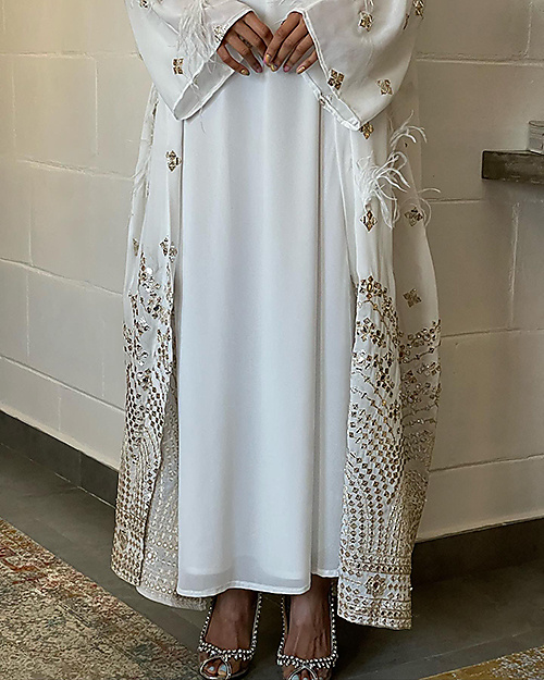 WHITE KAFTAN
