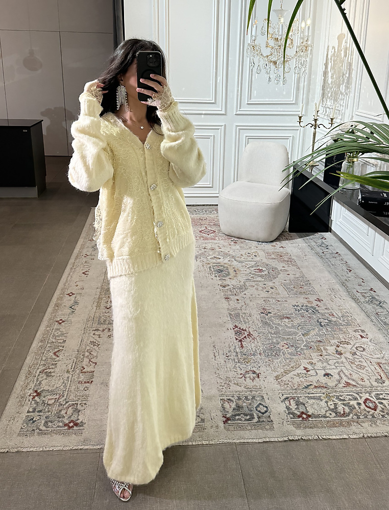 wool offwhite set