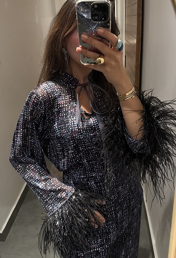 Black polka dot