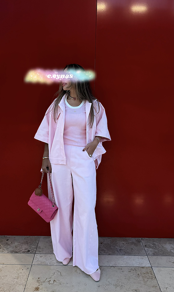 BUBBLE gum
