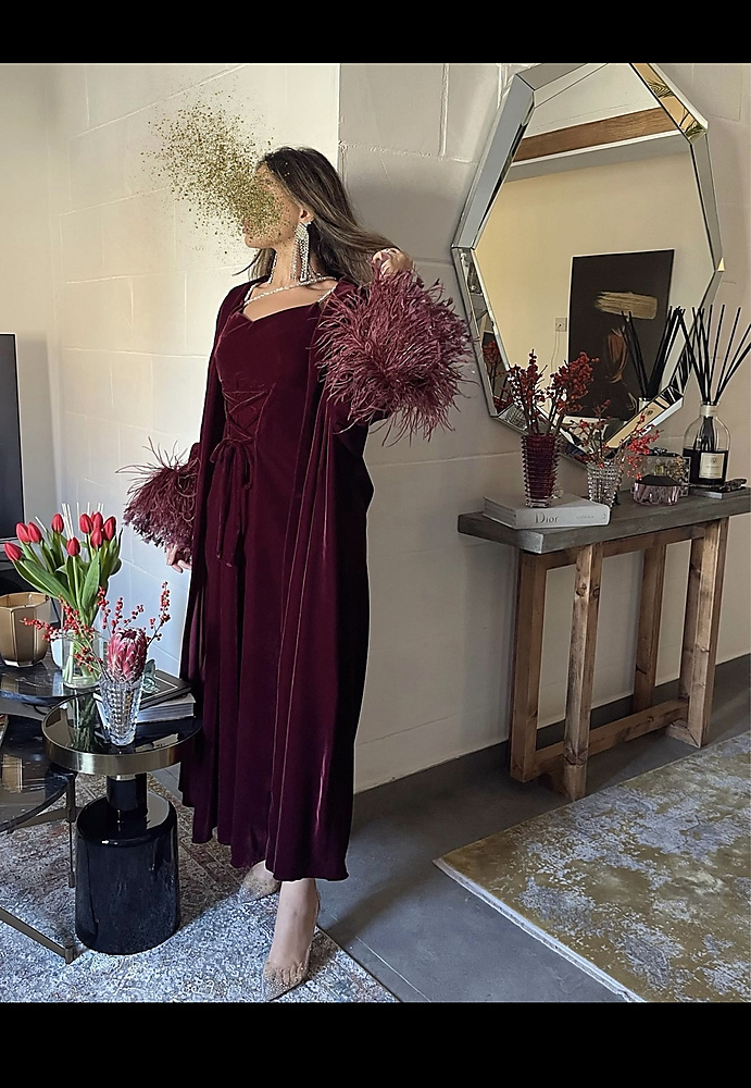 VELVET MAROON