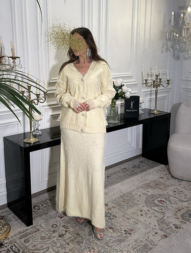 wool offwhite set