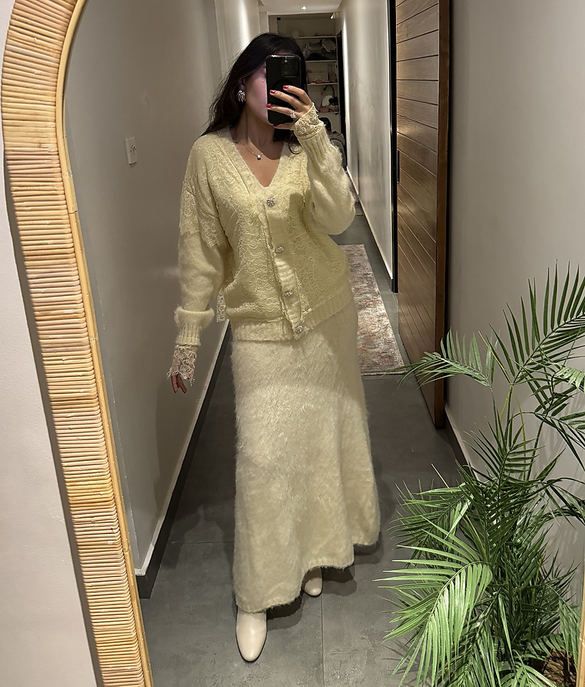 wool offwhite set