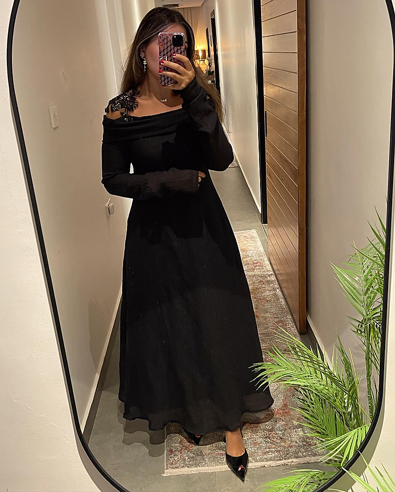 BLACK LONG SLEEVE