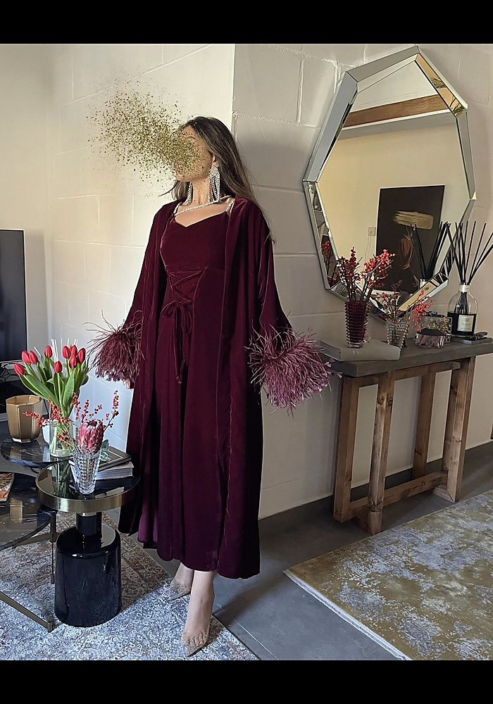 VELVET MAROON