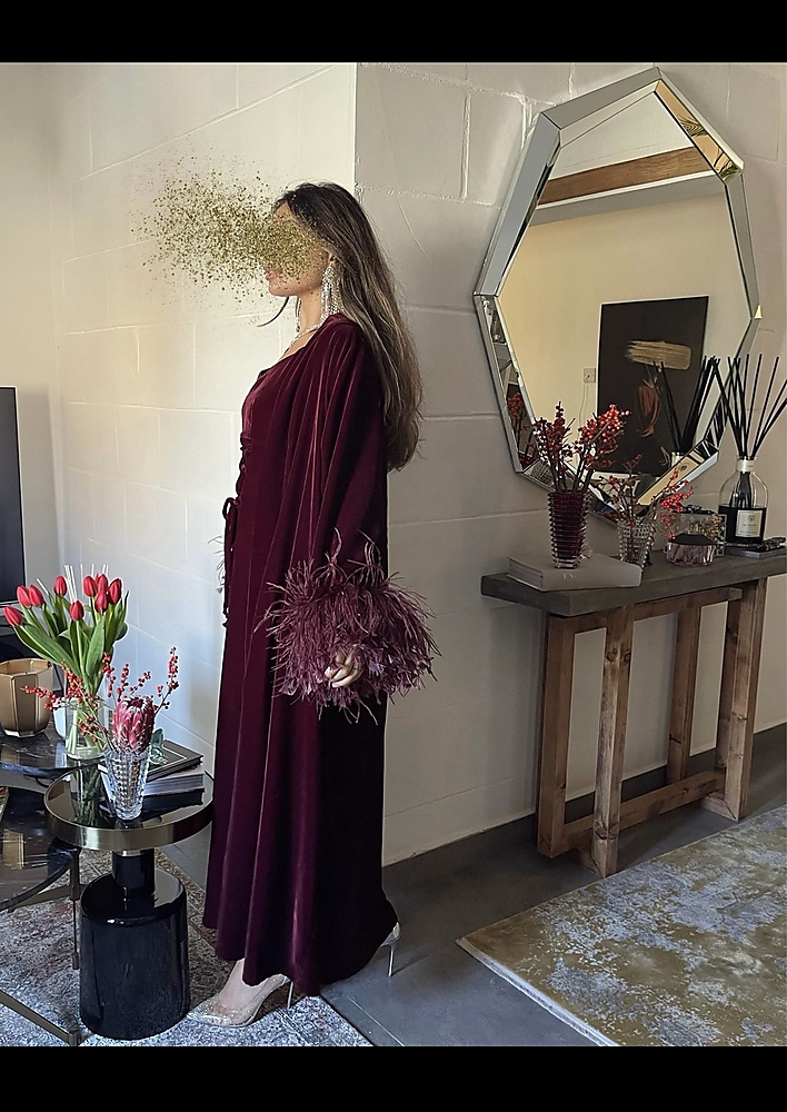 VELVET MAROON