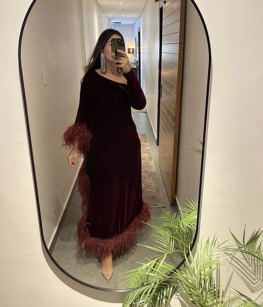 BURGANDY FEATHER