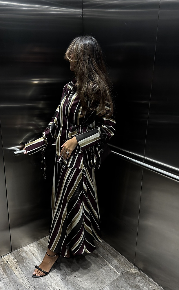 STRIPED maroon