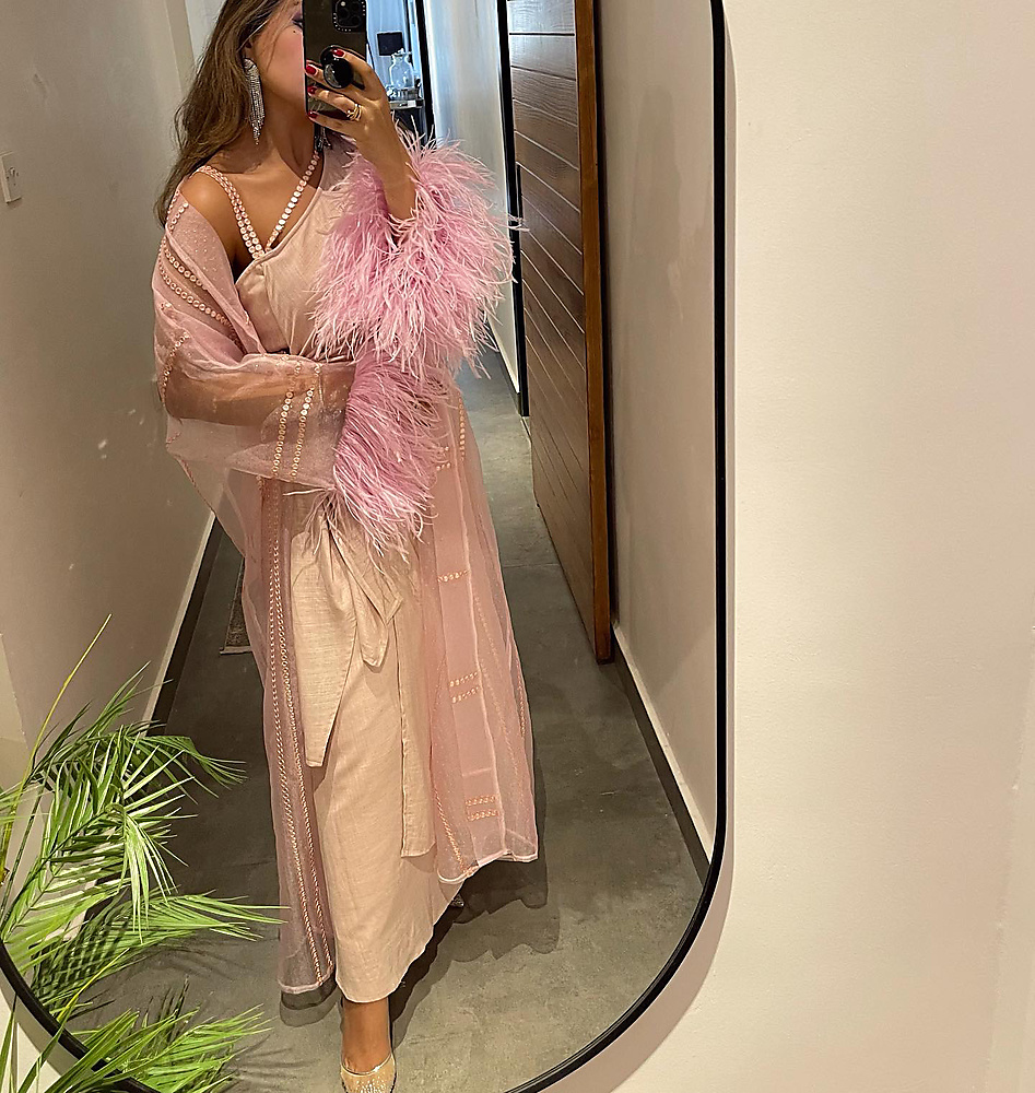 PINK WITH MIROR MAT
