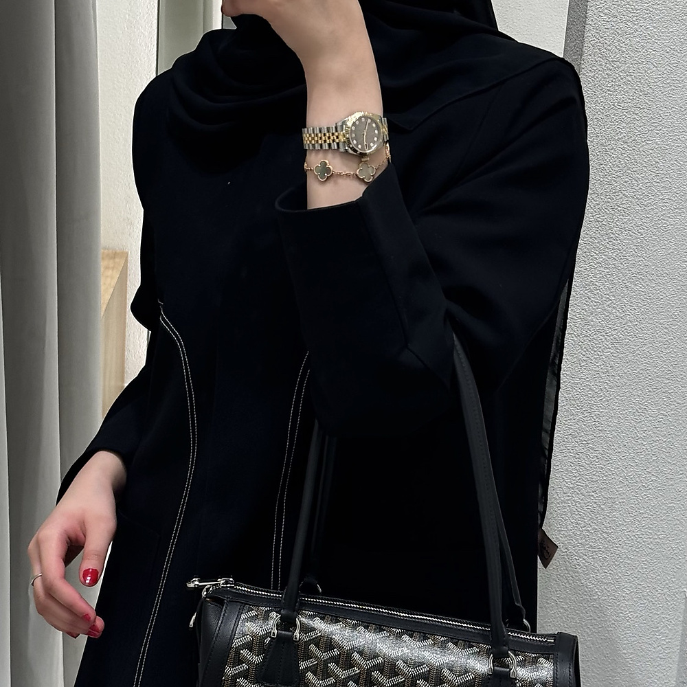 black01