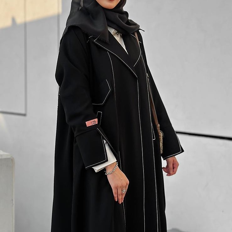 عباية سلفر كوينز
