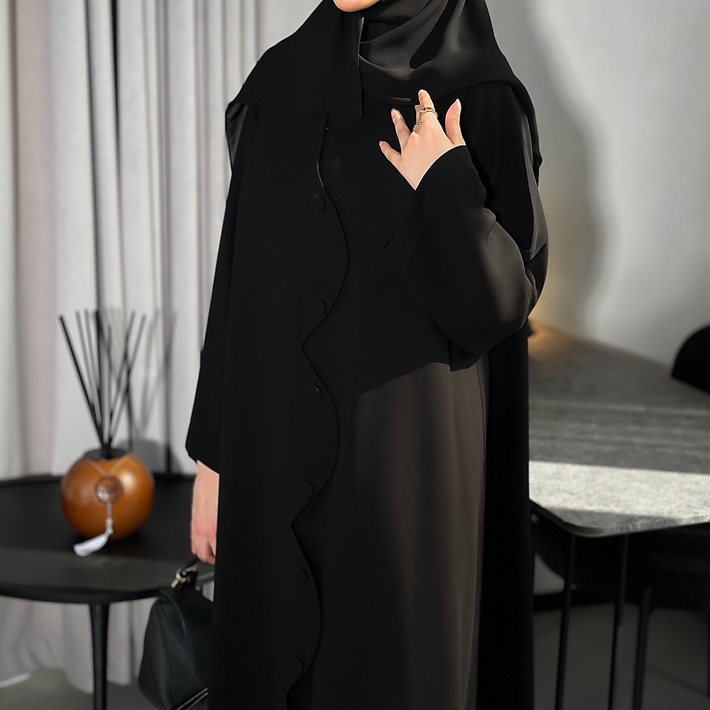 UN5,, عباية زراير