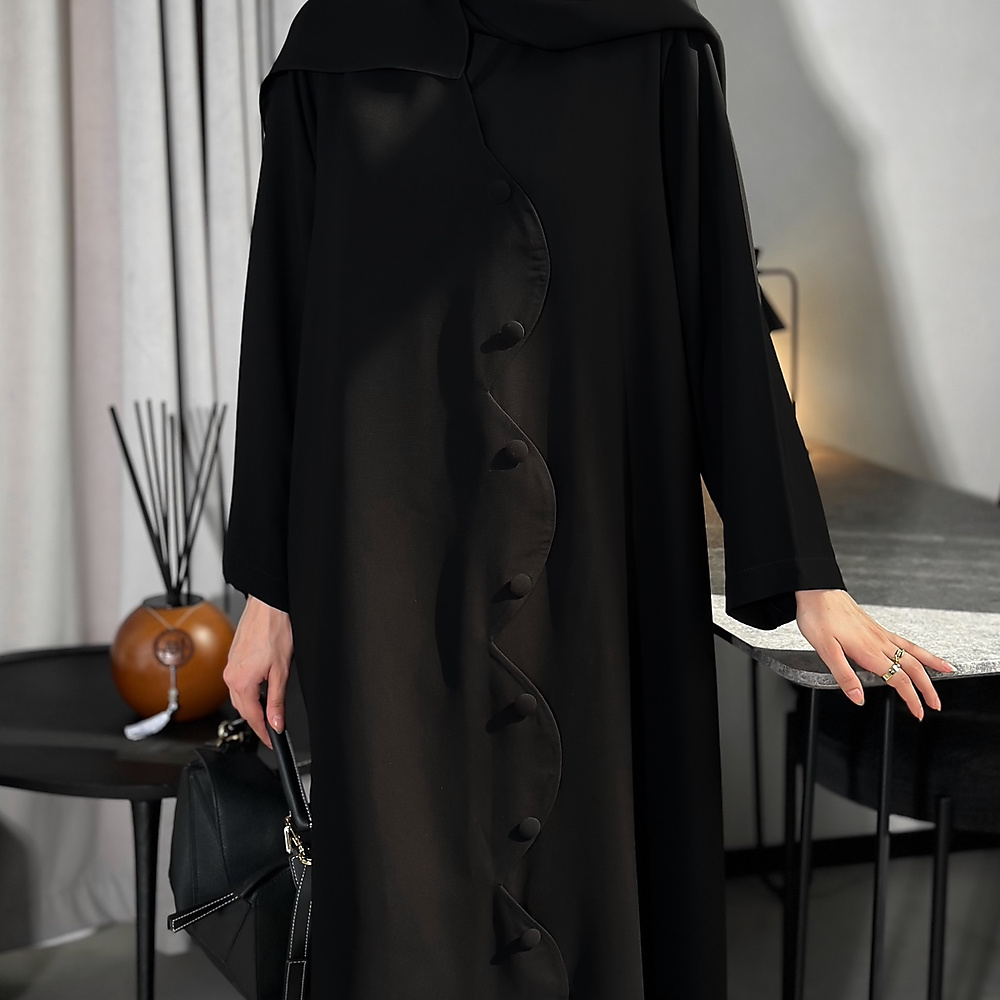 UN5,, عباية زراير