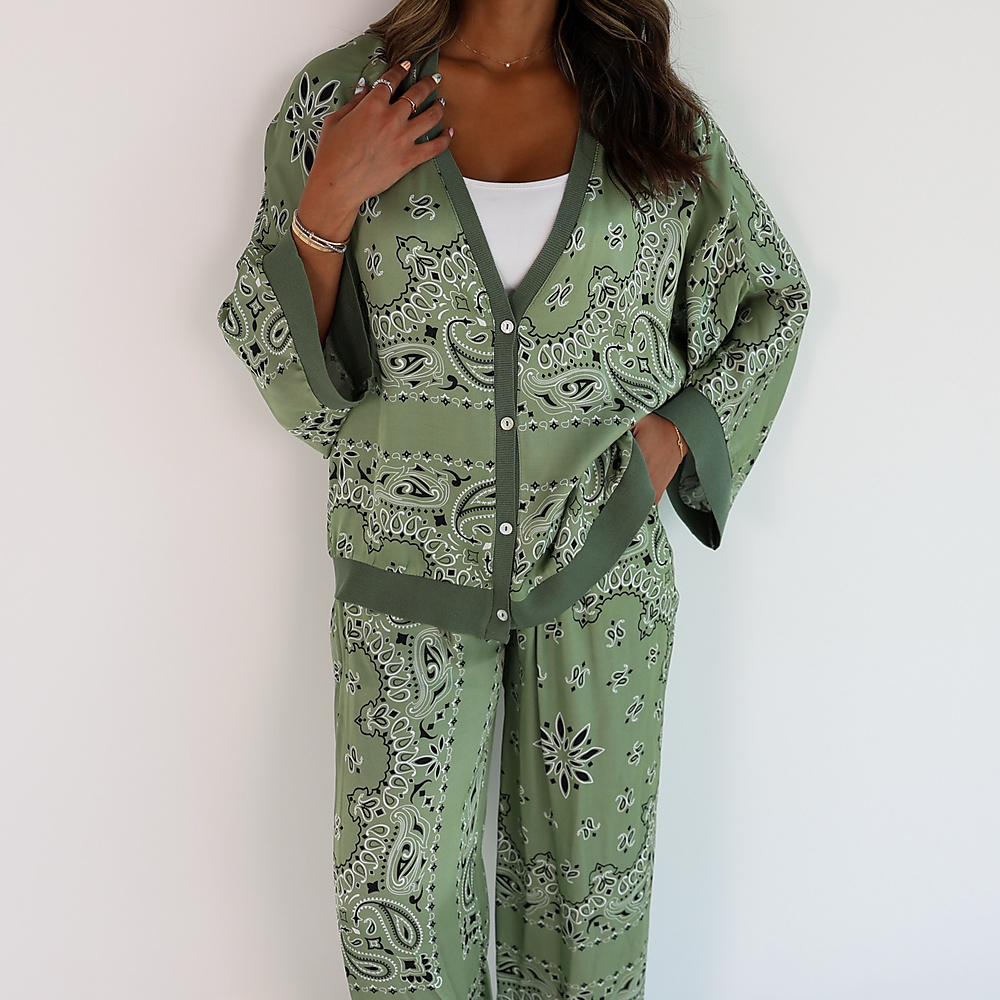 Silk Set Olive Green ( Free Size )