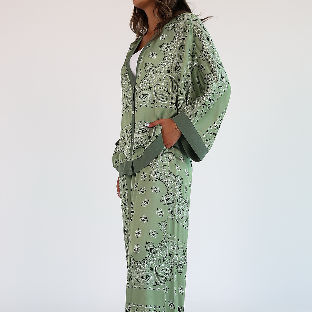 Silk Set Olive Green ( Free Size )