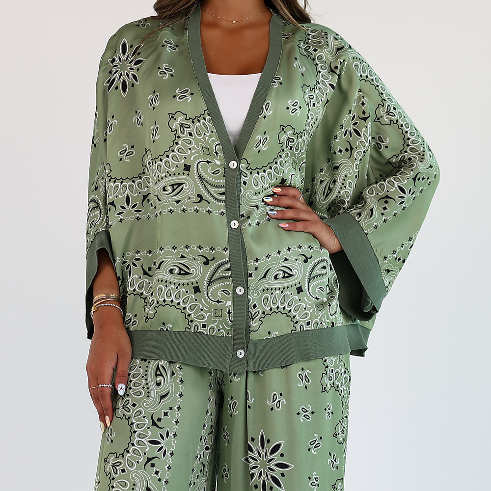 Silk Set Olive Green ( Free Size )