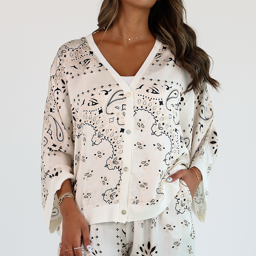 Silk Set Off White ( Free Size )