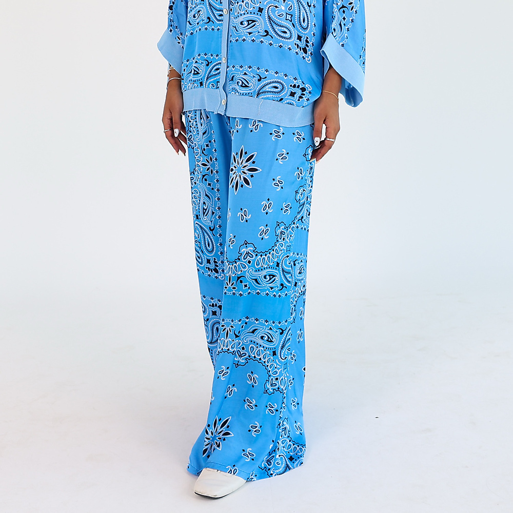 Silk Set light blue ( Free size )
