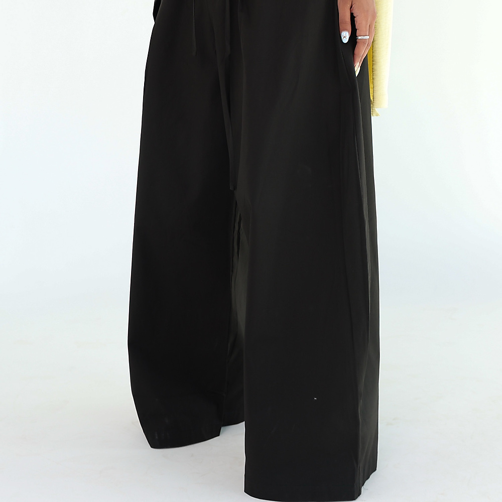 Black  Wide-Leg Trousers