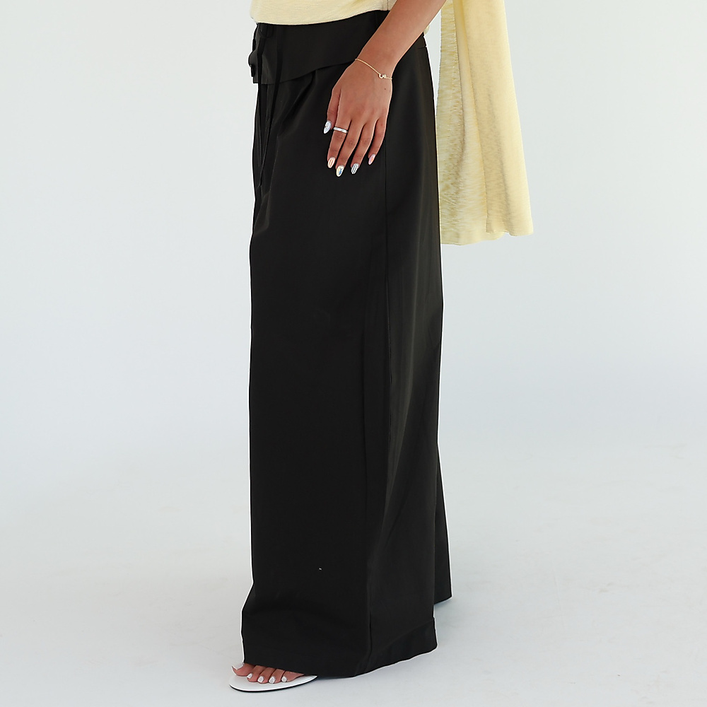 Black  Wide-Leg Trousers