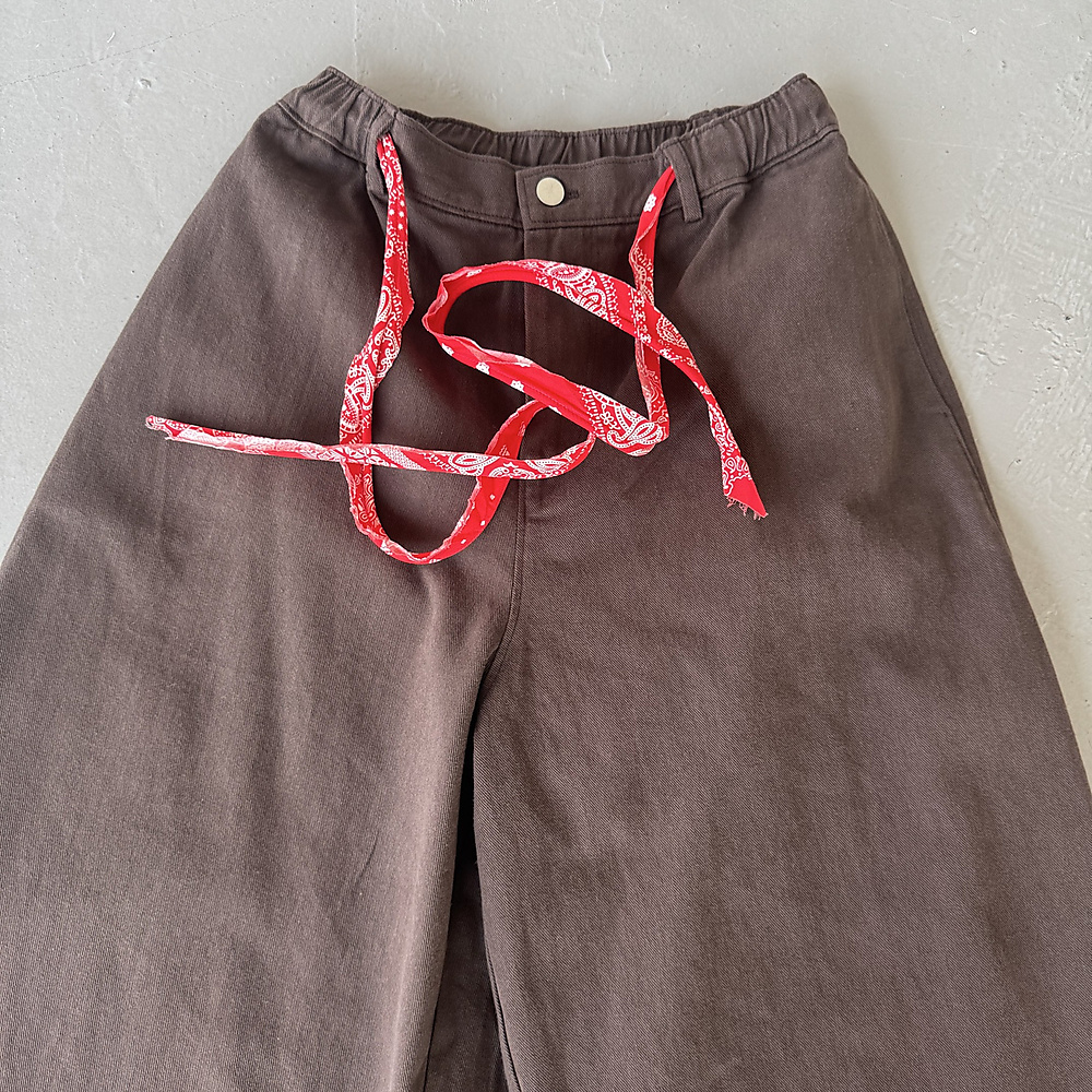 The Bandana Wide-Leg Pants – Espresso Brown.
