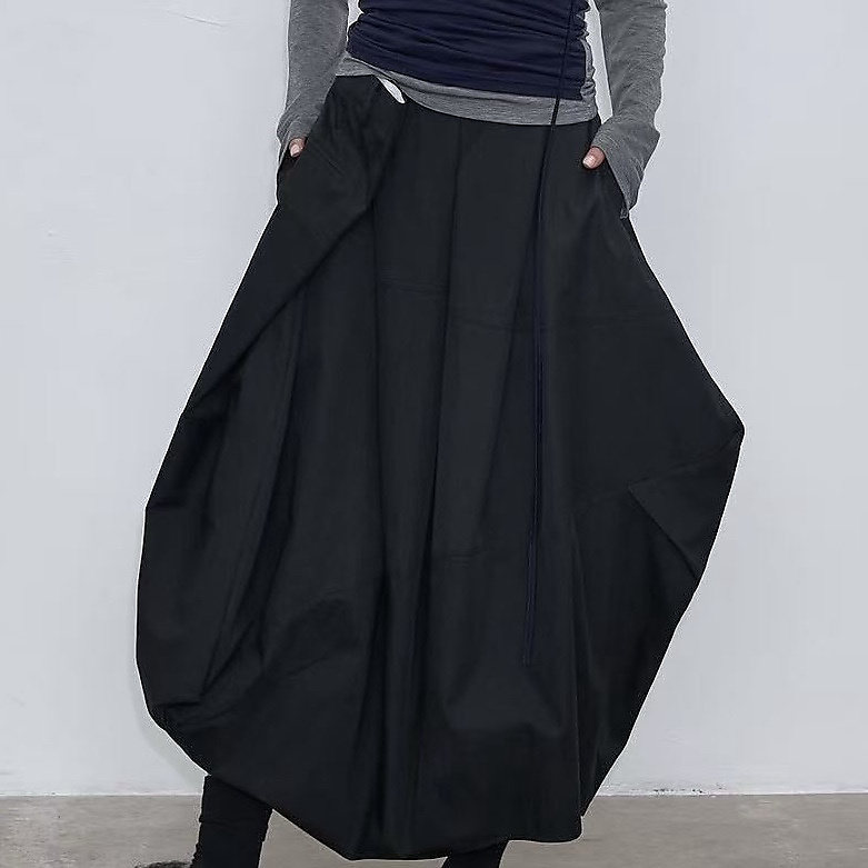Twist Skirt Black